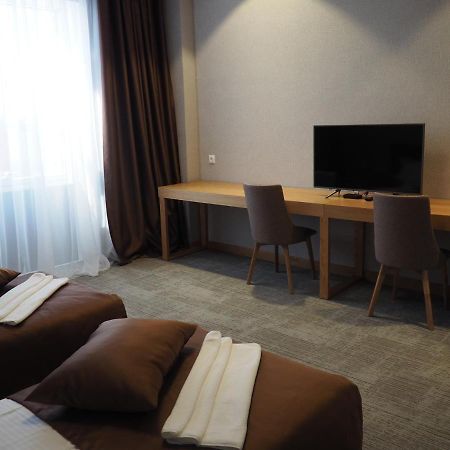 أستانا Jj Hotel المظهر الخارجي الصورة